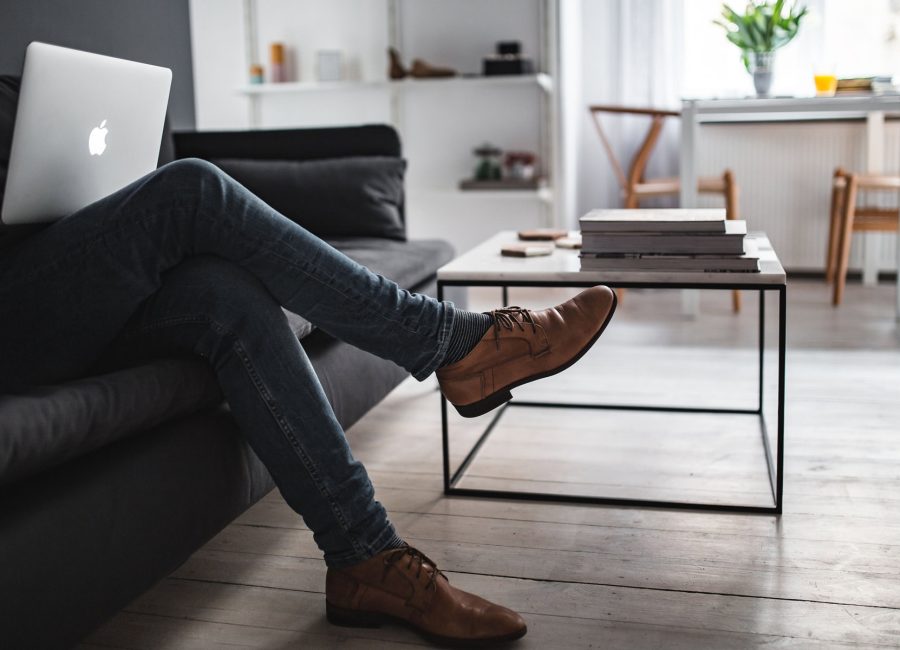 foot-laptop foot-laptop